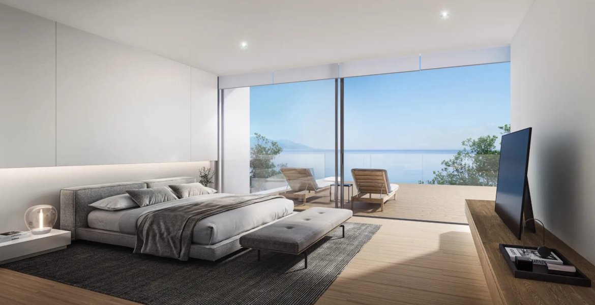 Crescent Bay Beachfront Villas 9